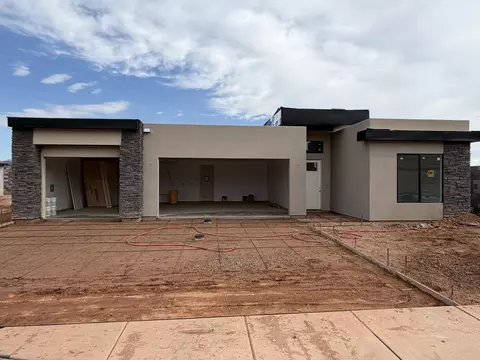 1758 W Monument Valley Rd, Hurricane, UT 84737