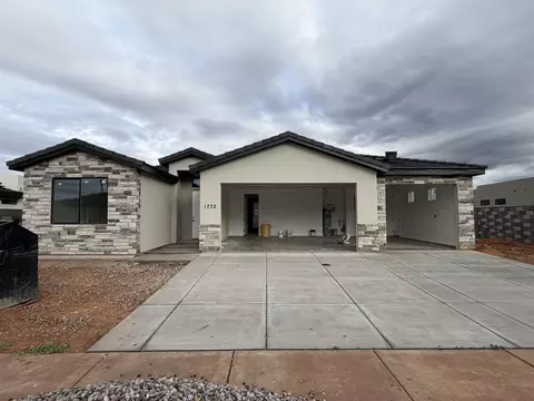 1772 W Monument Valley Rd, Hurricane, UT 84737