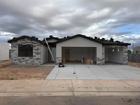 1772 W Monument Valley Rd, Hurricane, UT 84737