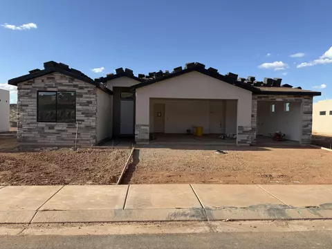 1772 W Monument Valley Rd, Hurricane, UT 84737