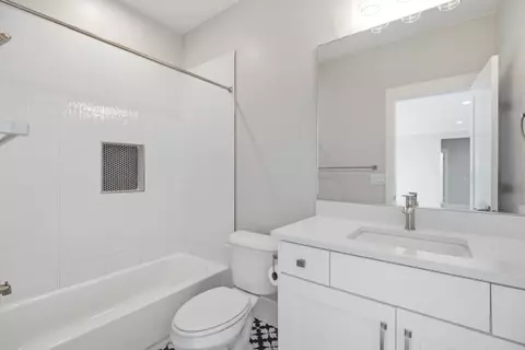 Bath - 4079 S 435 E, Washington, UT 84780 photo 5 of 5