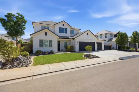 Exterior - 4079 S 435 E, Washington, UT 84780 photo 2 of 6