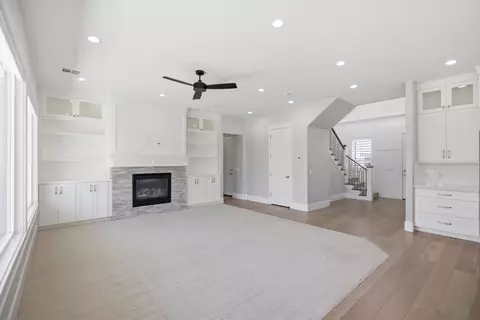 Living - 4079 S 435 E, Washington, UT 84780 photo 3 of 3