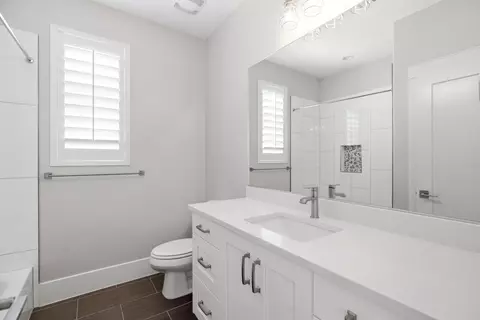 Bath - 4079 S 435 E, Washington, UT 84780 photo 3 of 5