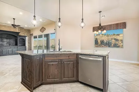 Kitchen - 1848 E Riverbend Dr, Saint George, UT 84790 photo 1 of 4
