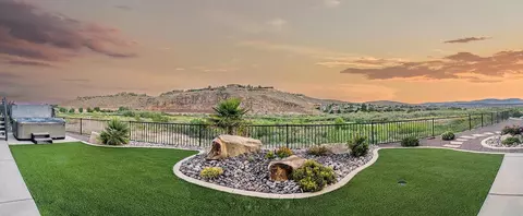 Exterior - 1848 E Riverbend Dr, Saint George, UT 84790 photo 2 of 9