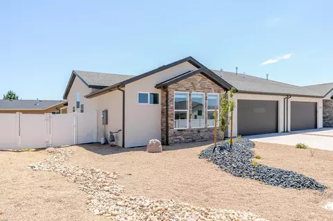 Exterior - 3057 W Ekko View Loop, Cedar City, UT 84721 photo 2 of 2