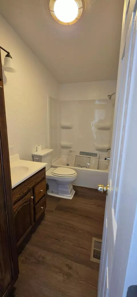 Bath - 590 E 700 S, Beryl, UT 84714 photo 1 of 3