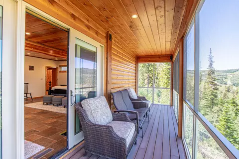 Exterior - 401 N Aoki Michi Rd, Brian Head, UT 84719 photo 4 of 12
