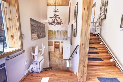 Entry Way - 401 N Aoki Michi Rd, Brian Head, UT 84719 photo 2 of 4