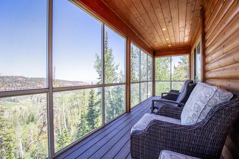 Exterior - 401 N Aoki Michi Rd, Brian Head, UT 84719 photo 5 of 12