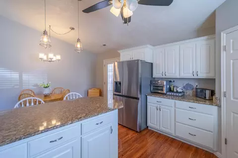 Kitchen - 504 E Telegraph St #72, Washington, UT 84780 photo 5 of 5