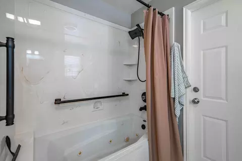Bath - 504 E Telegraph St #72, Washington, UT 84780 photo 3 of 6