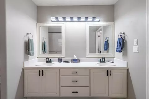 Bath - 504 E Telegraph St #72, Washington, UT 84780 photo 4 of 6