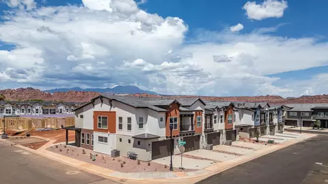 3950 Bobcat Dr, Santa Clara, UT 84765