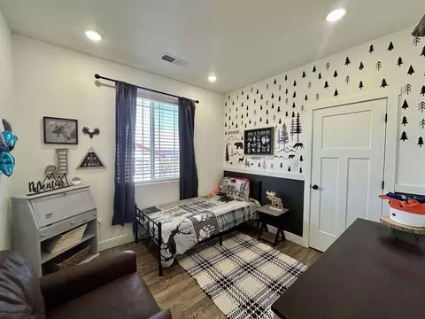 Bedroom - 231 S 400 E, Enterprise, UT 84725 photo 3 of 5