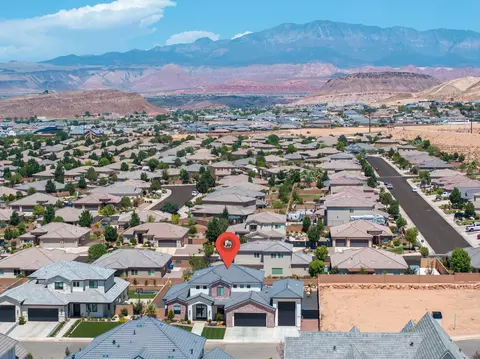 1067 E 4155 S, Washington, UT 84780