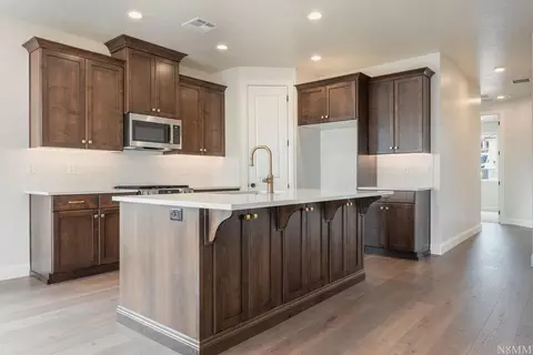 Kitchen - 1323 E Andromeda St, Washington, UT 84780 photo 2 of 5