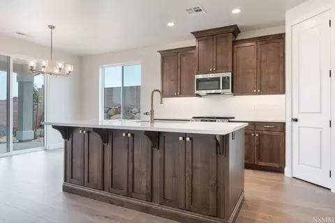 Kitchen - 1323 E Andromeda St, Washington, UT 84780 photo 4 of 5