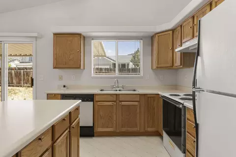 Kitchen - 357 E 2100 N, Cedar City, UT 84721 photo 1 of 2