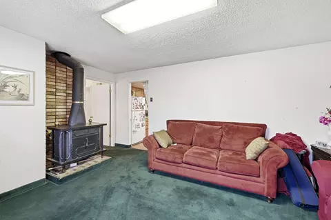 Living - 487 Pinecone Dr, Cedar City, UT 84720 photo 1 of 2
