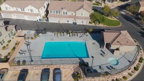 Exterior - 347 E Munich Dr, Saint George, UT 84790 photo 5 of 9