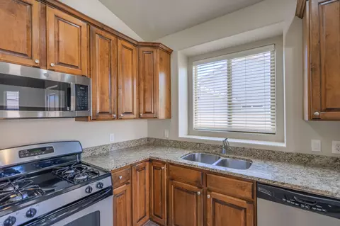 Kitchen - 347 E Munich Dr, Saint George, UT 84790 photo 2 of 2