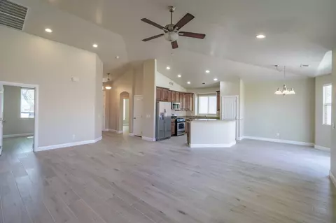 Living - 347 E Munich Dr, Saint George, UT 84790 photo 4 of 5