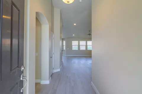Entry Way - 347 E Munich Dr, Saint George, UT 84790 photo 1 of 2