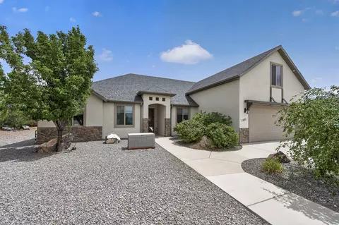 Exterior - 2085 S Eagle Ridge Lp Lp, Cedar City, UT 84720 photo 4 of 24