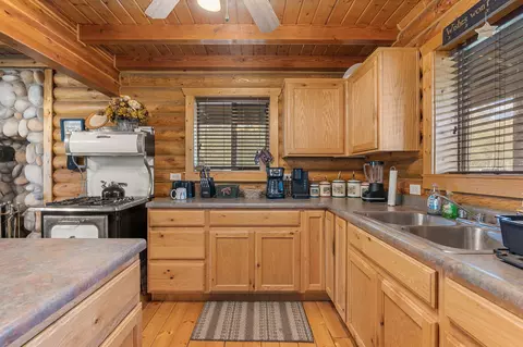 Kitchen - 2227 E 4425 S, Cedar City, UT 84720 photo 2 of 2