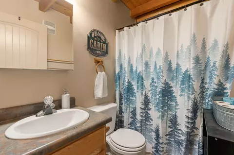 Bath - 2227 E 4425 S, Cedar City, UT 84720 photo 1 of 5