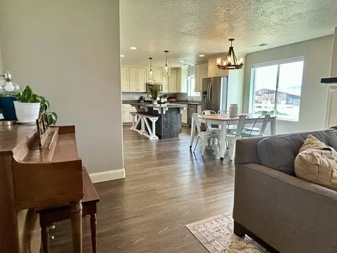 Entry Way - 310 S 625 E, Enterprise, UT 84725 photo 1 of 3