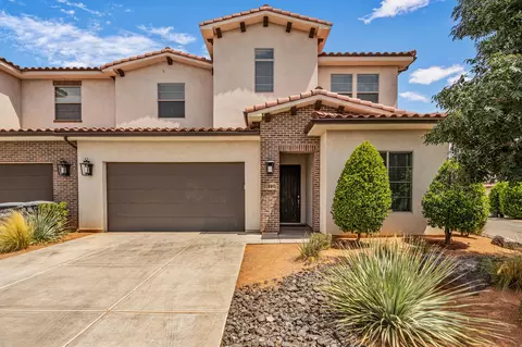 3780 W Arcadia Dr #31, Santa Clara, UT 84765