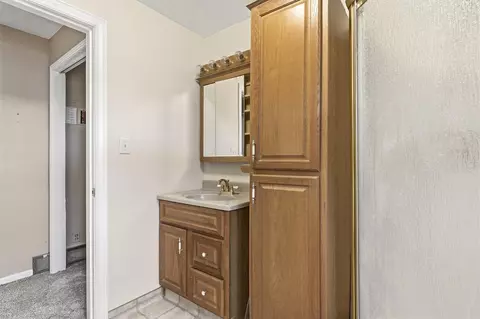 Bath - 263 E 100 N, Parowan, UT 84761 photo 2 of 3