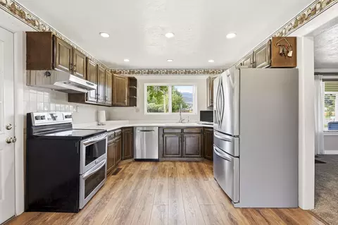 Kitchen - 263 E 100 N, Parowan, UT 84761 photo 1 of 3