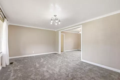 Living - 263 E 100 N, Parowan, UT 84761 photo 3 of 6