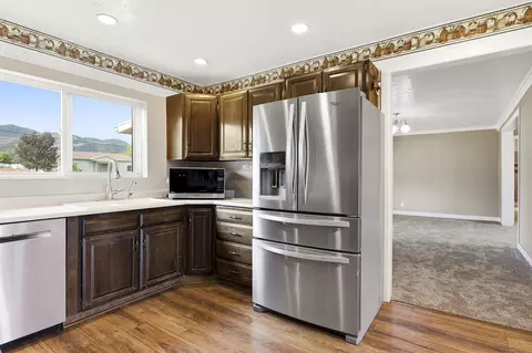 Kitchen - 263 E 100 N, Parowan, UT 84761 photo 2 of 3