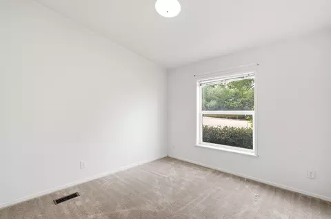 Bedroom - 1703 Old Mill Rd, Enoch, UT 84721 photo 6 of 9