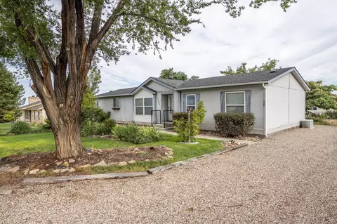 Exterior - 1703 Old Mill Rd, Enoch, UT 84721 photo 2 of 13