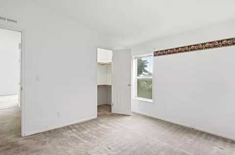 Bedroom - 1703 Old Mill Rd, Enoch, UT 84721 photo 3 of 9