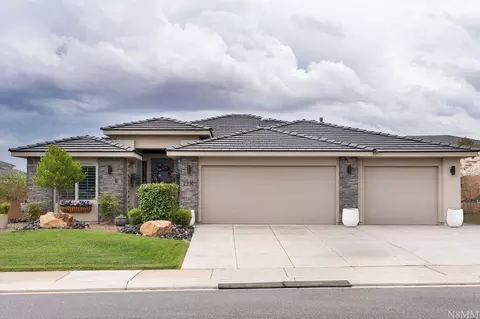 2110 E Mountain Trl, Saint George, UT 84790