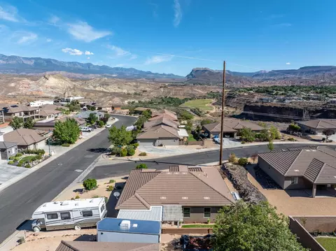 View/Area - 16 E Sunset Ridge Dr, Hurricane, UT 84737 photo 5 of 5