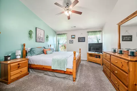 Bedroom - 16 E Sunset Ridge Dr, Hurricane, UT 84737 photo 1 of 2