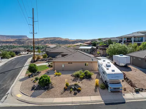 View/Area - 16 E Sunset Ridge Dr, Hurricane, UT 84737 photo 1 of 5