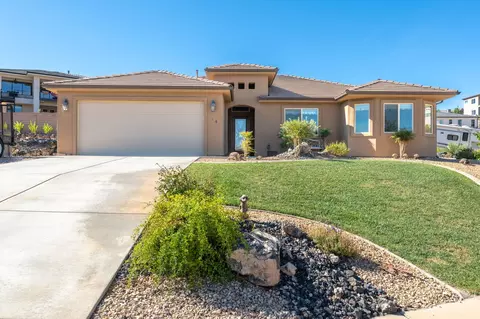 16 E Sunset Ridge Dr, Hurricane, UT 84737