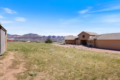 Exterior - 963 E 800 N, New Harmony, UT 84757 photo 12 of 17