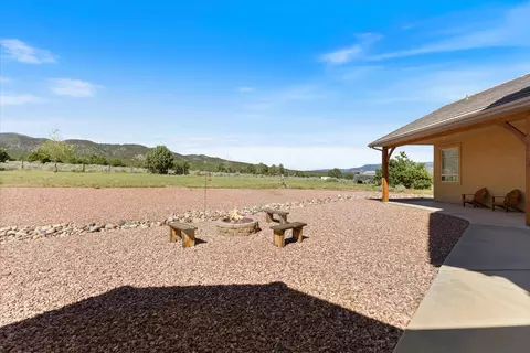 Exterior - 963 E 800 N, New Harmony, UT 84757 photo 11 of 17