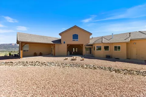 Exterior - 963 E 800 N, New Harmony, UT 84757 photo 14 of 17