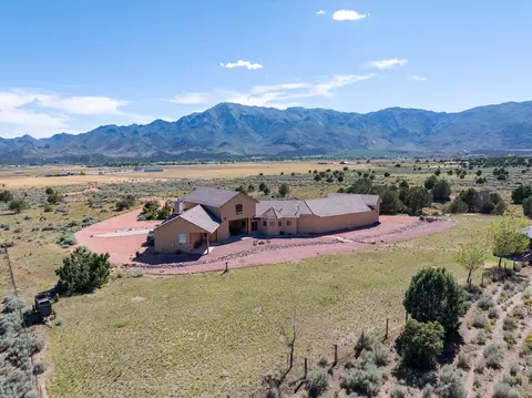 View/Area - 963 E 800 N, New Harmony, UT 84757 photo 1 of 11